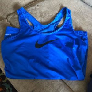 Nike tank